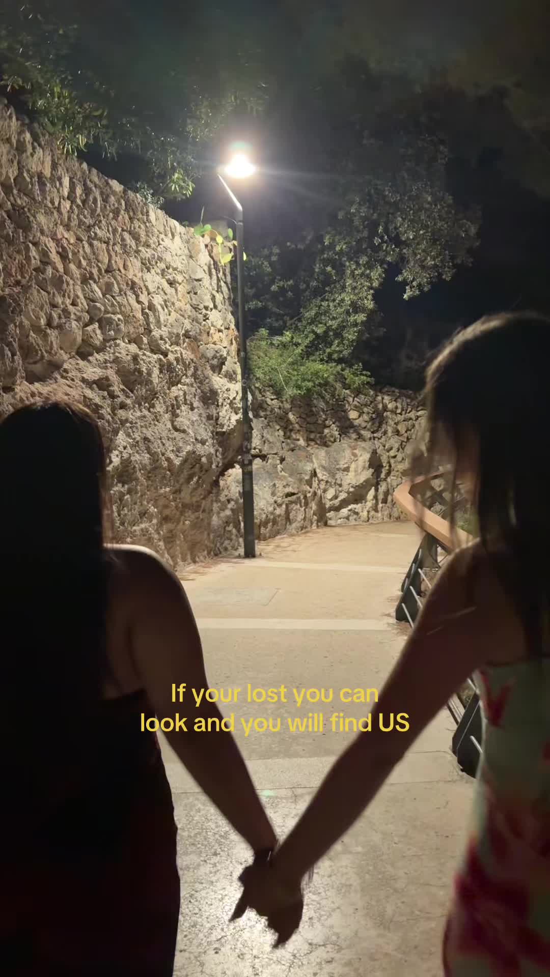@lily bella