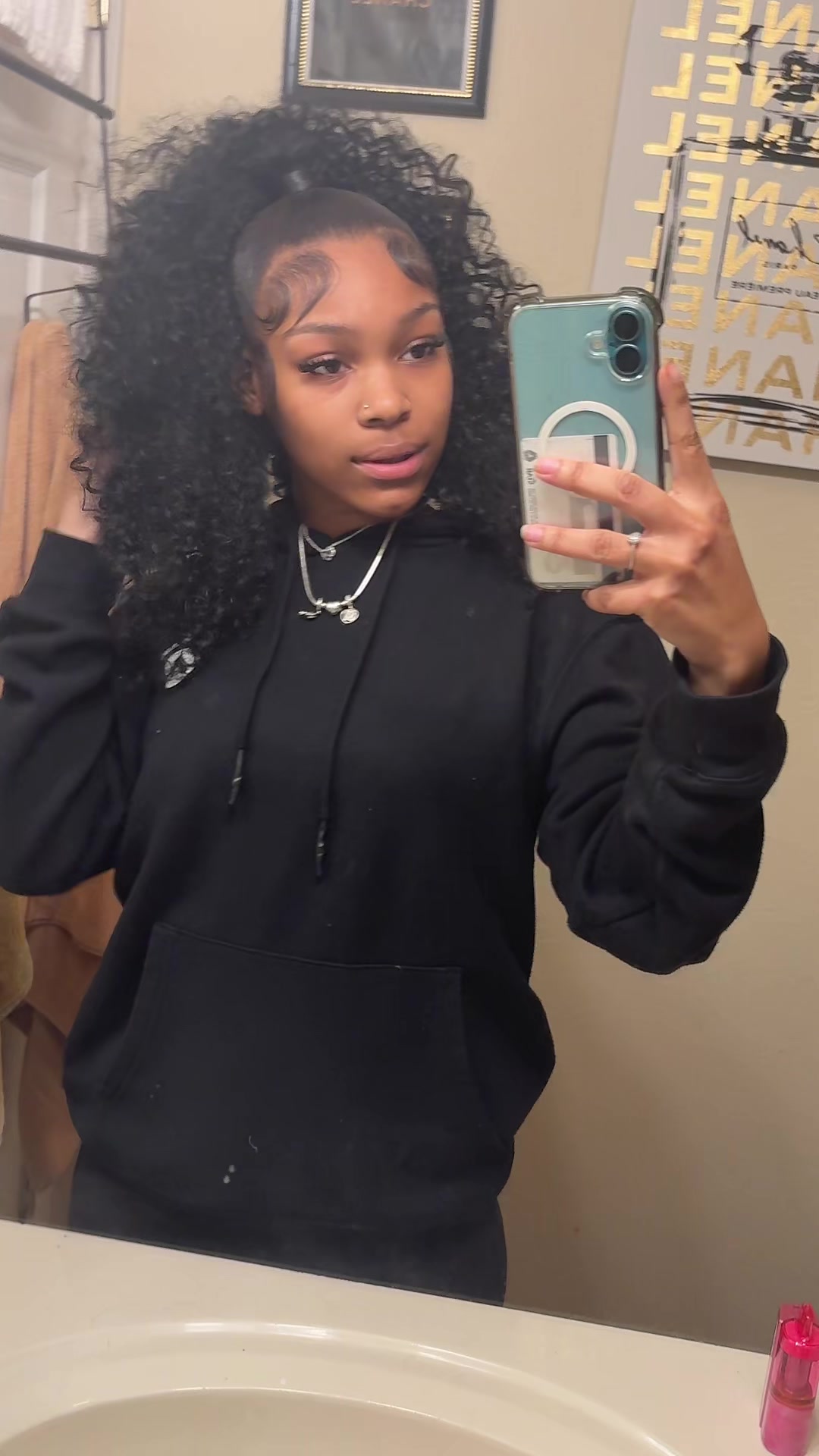 @R🎀