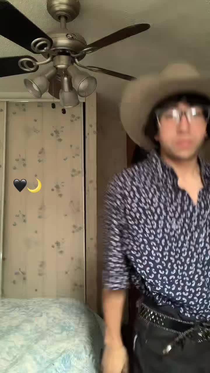 @gabo 🌙