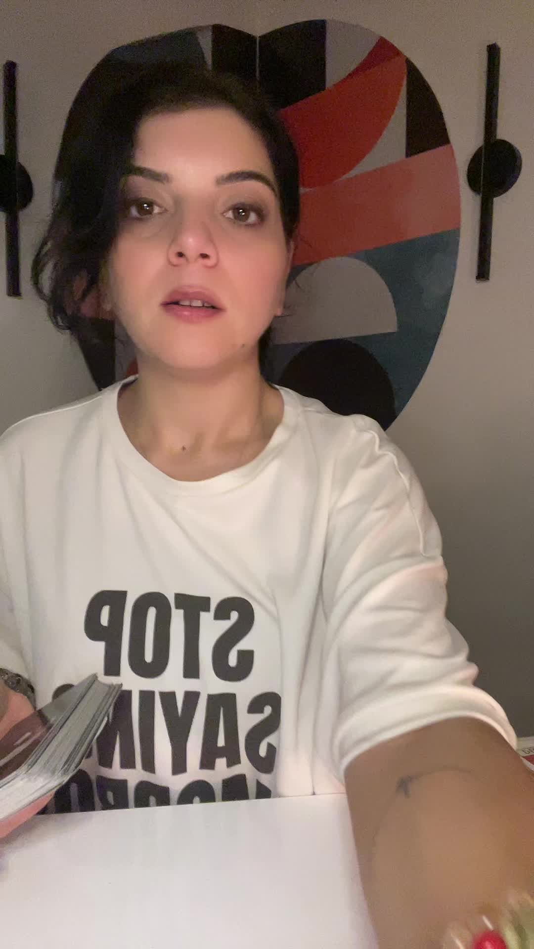 @Tarotungozdesiii