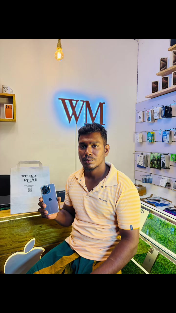 @white_martishop