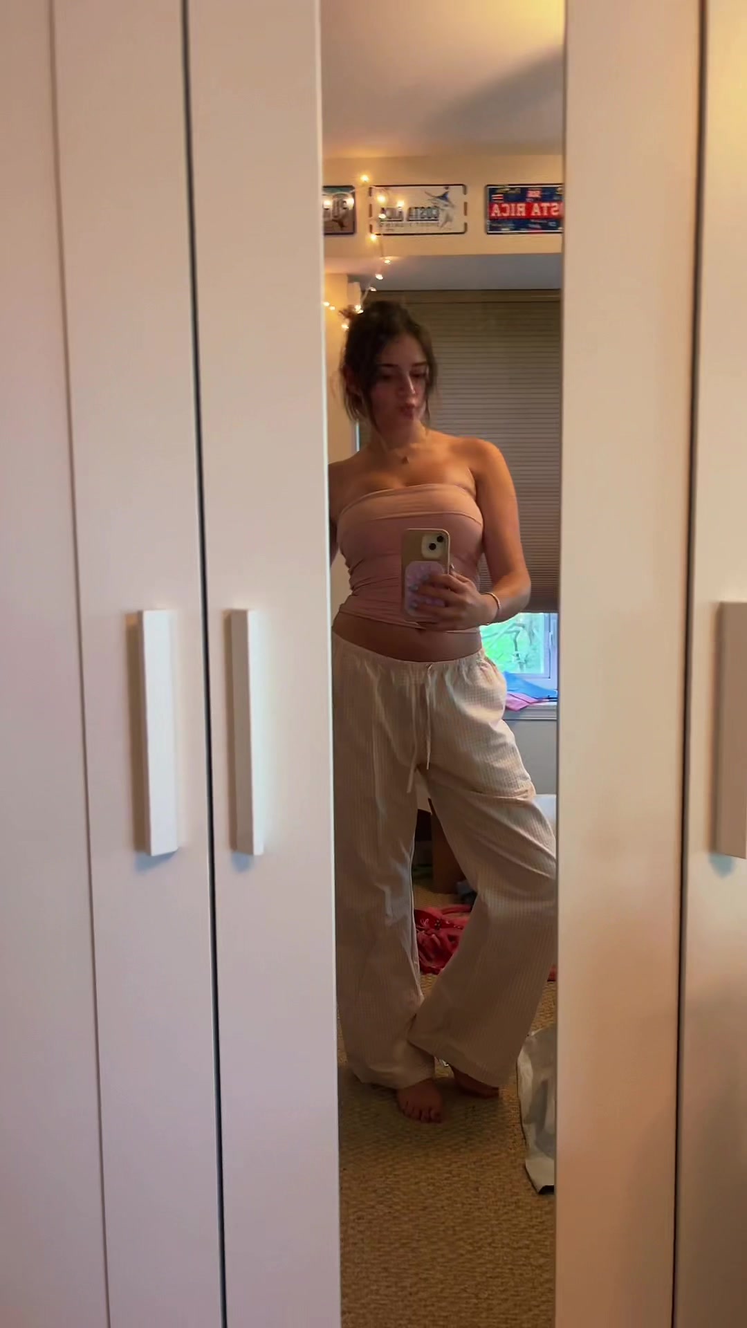 @Isabella