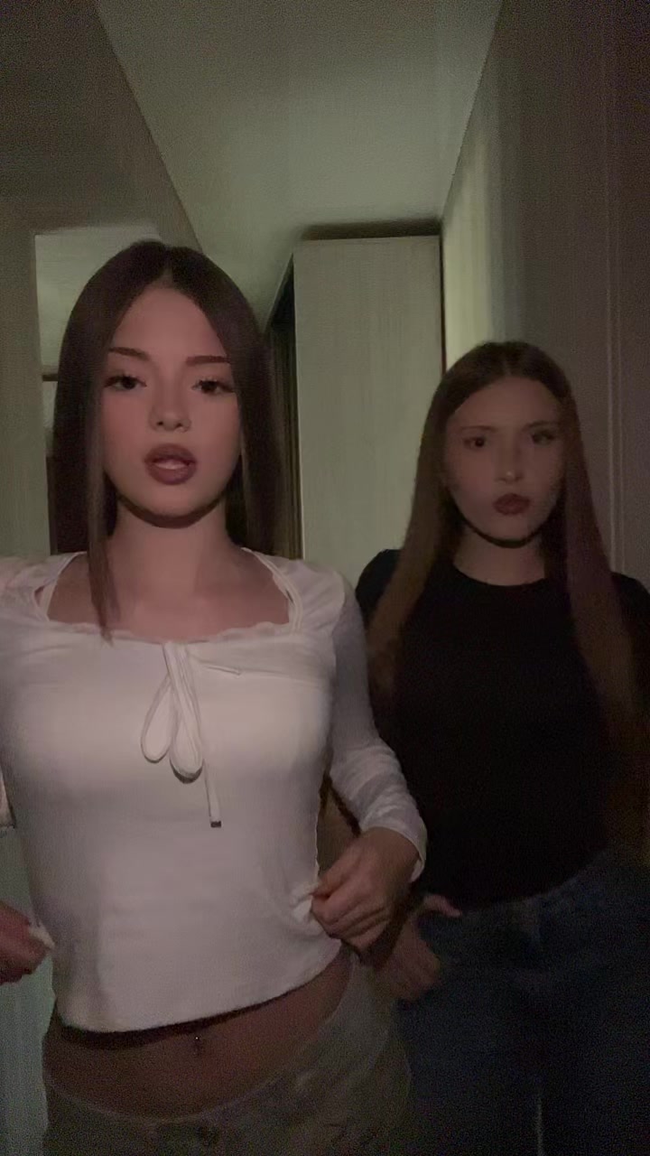@Искра