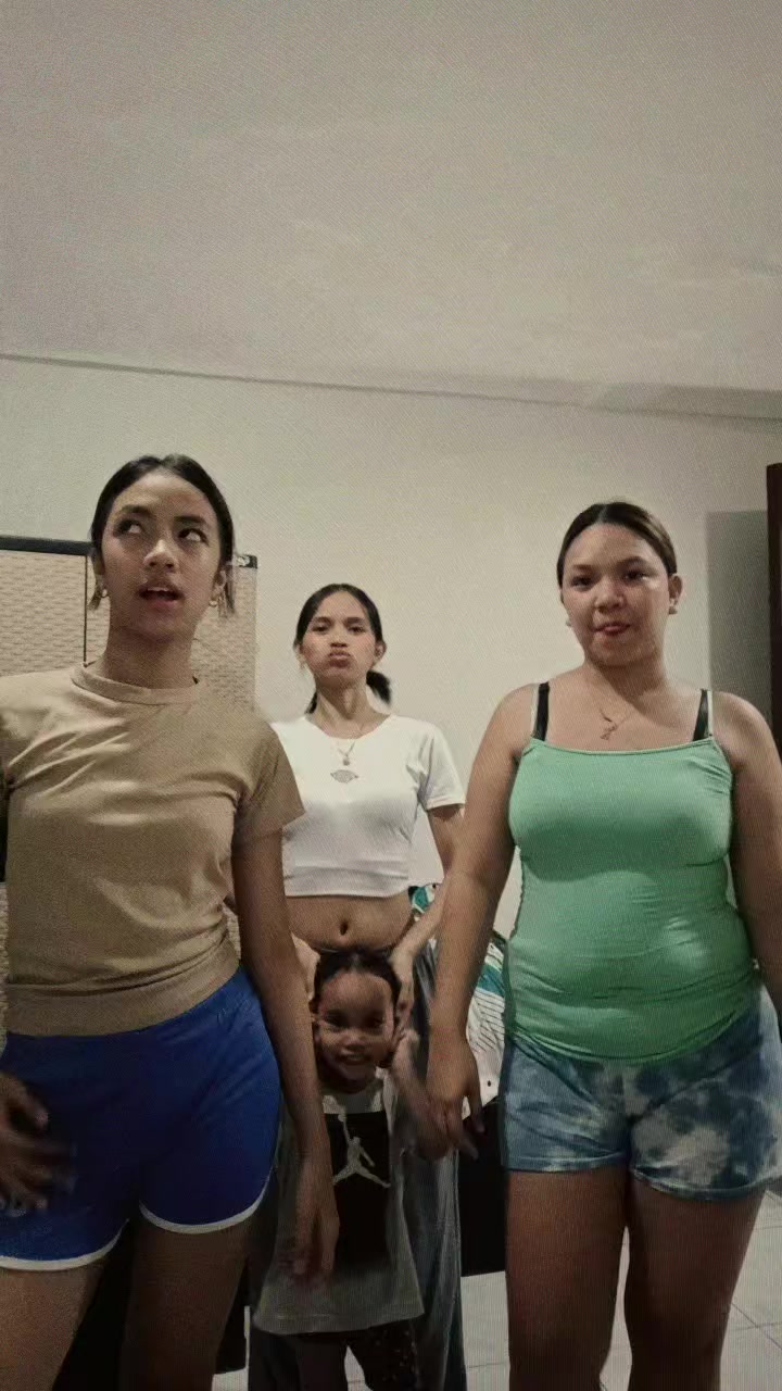 @Ems💕
