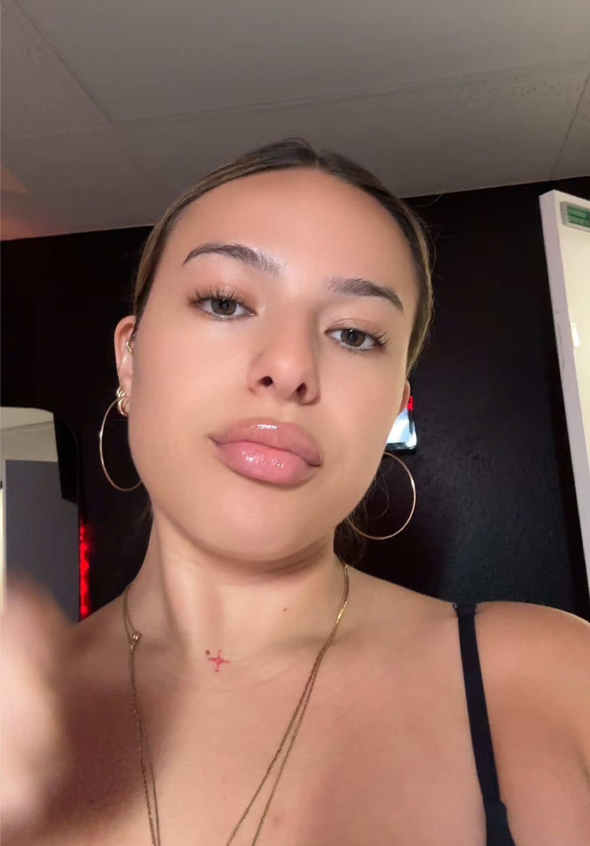 @Lala