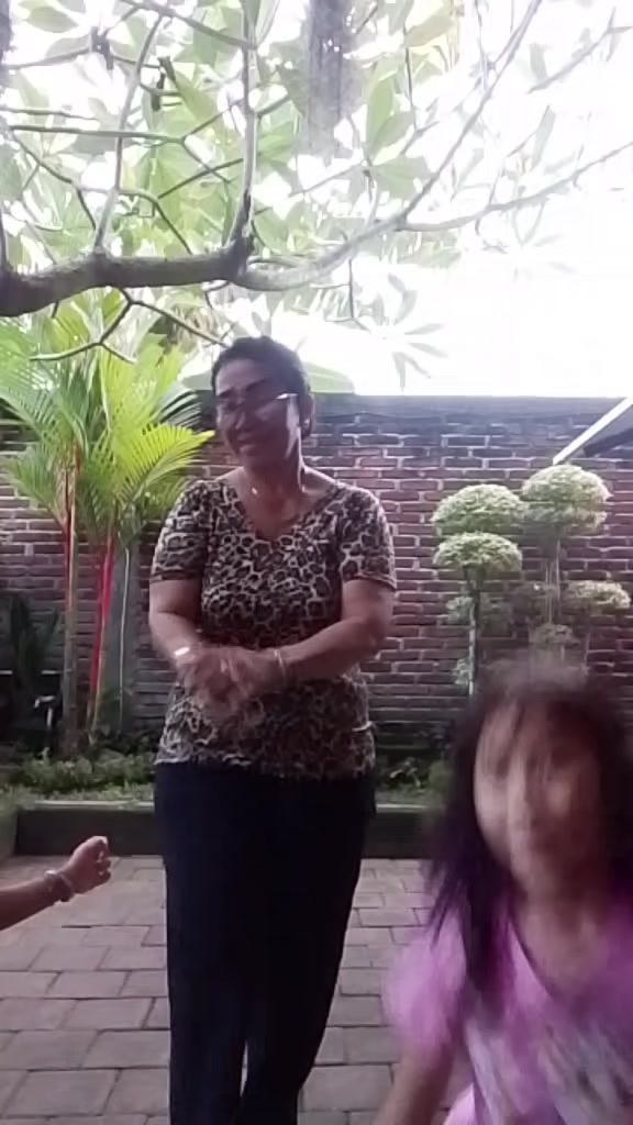 @Ni Wayan yasmini
