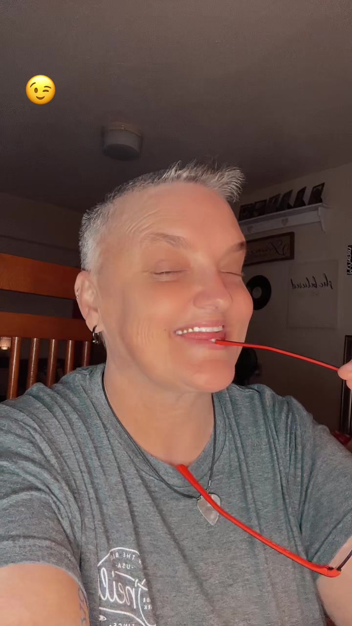 @ᗪ卂ㄚㄥ乇 🎱🏳️🌈
