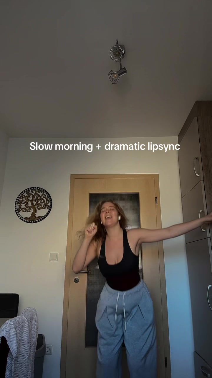 @Sandy🎙️