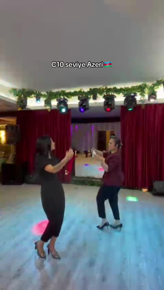 @İ ☆