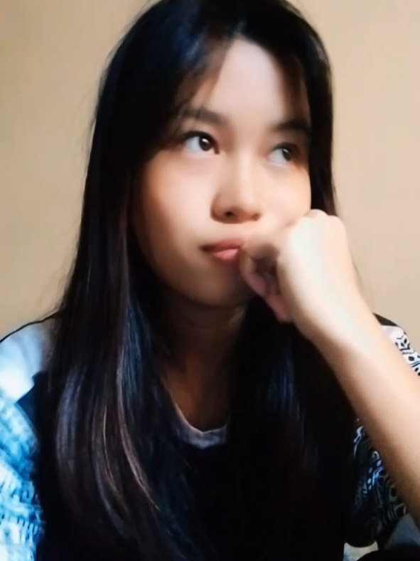 @elara_
