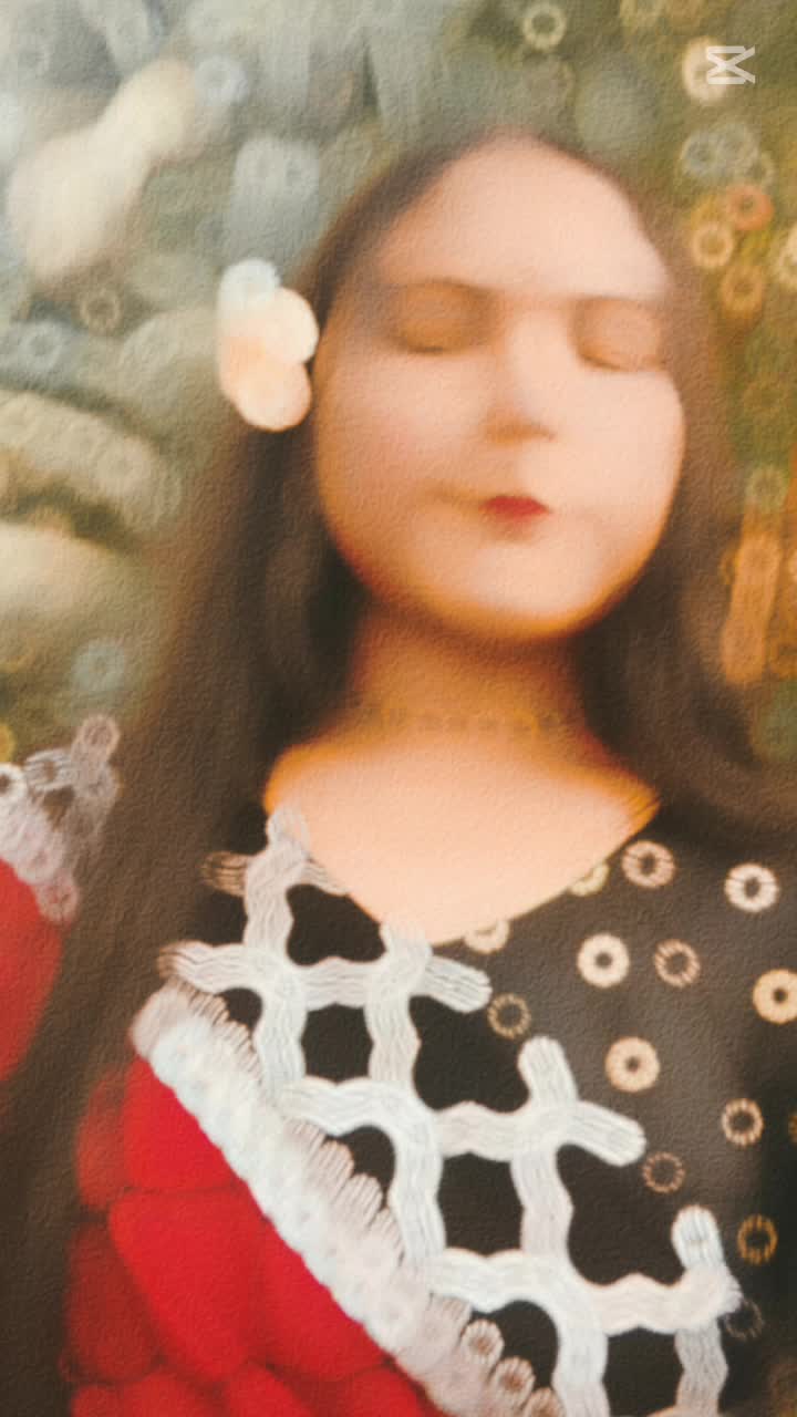 @মায়াবতী😊😅