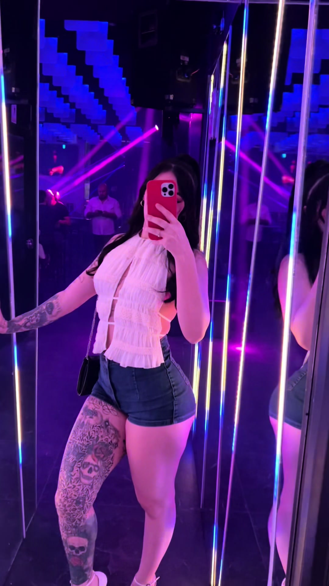 @karlapaolaoficial_