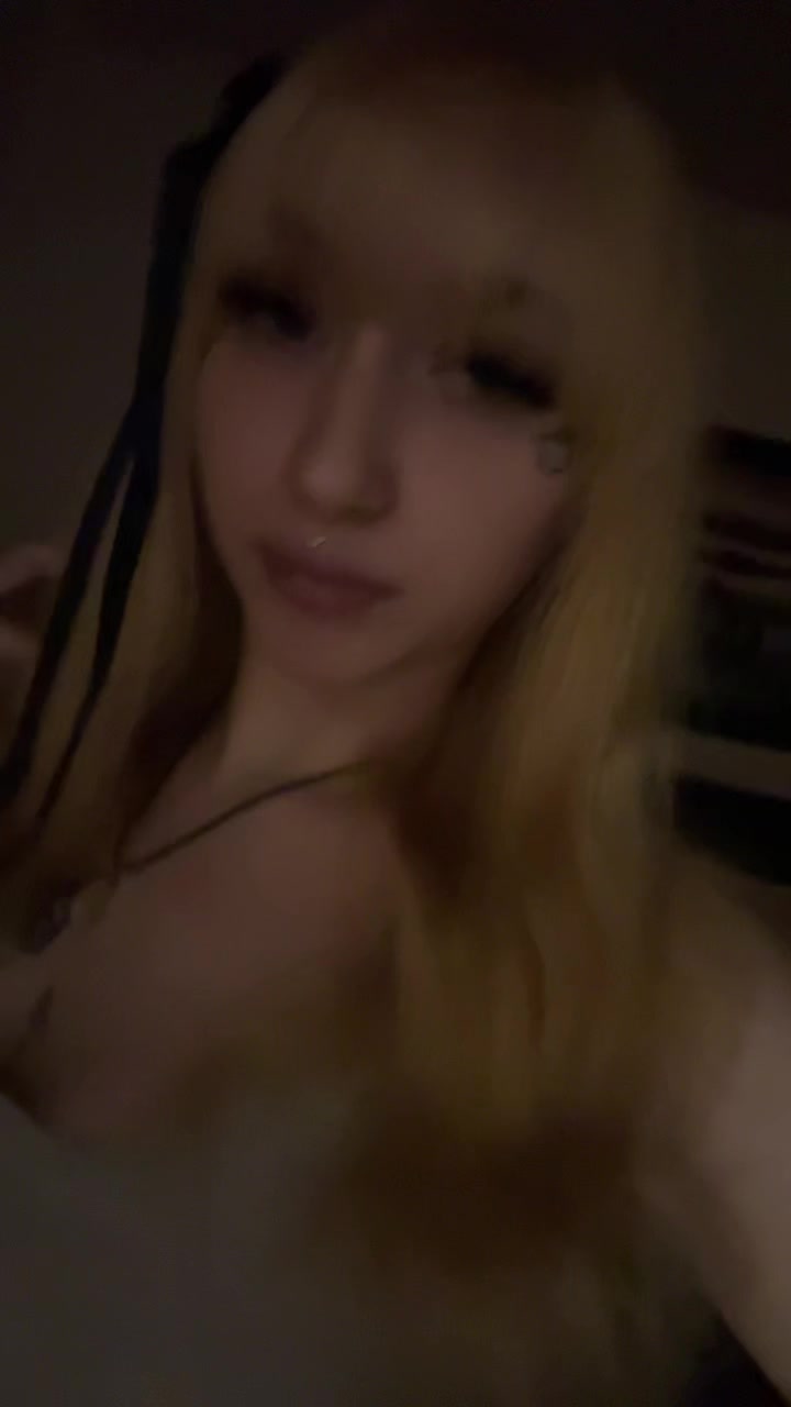 @/ᐠ > ˕ <マ ₊˚⊹♡