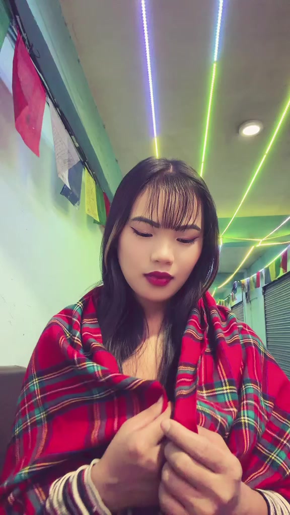 @SANU GURUNG 💗💐