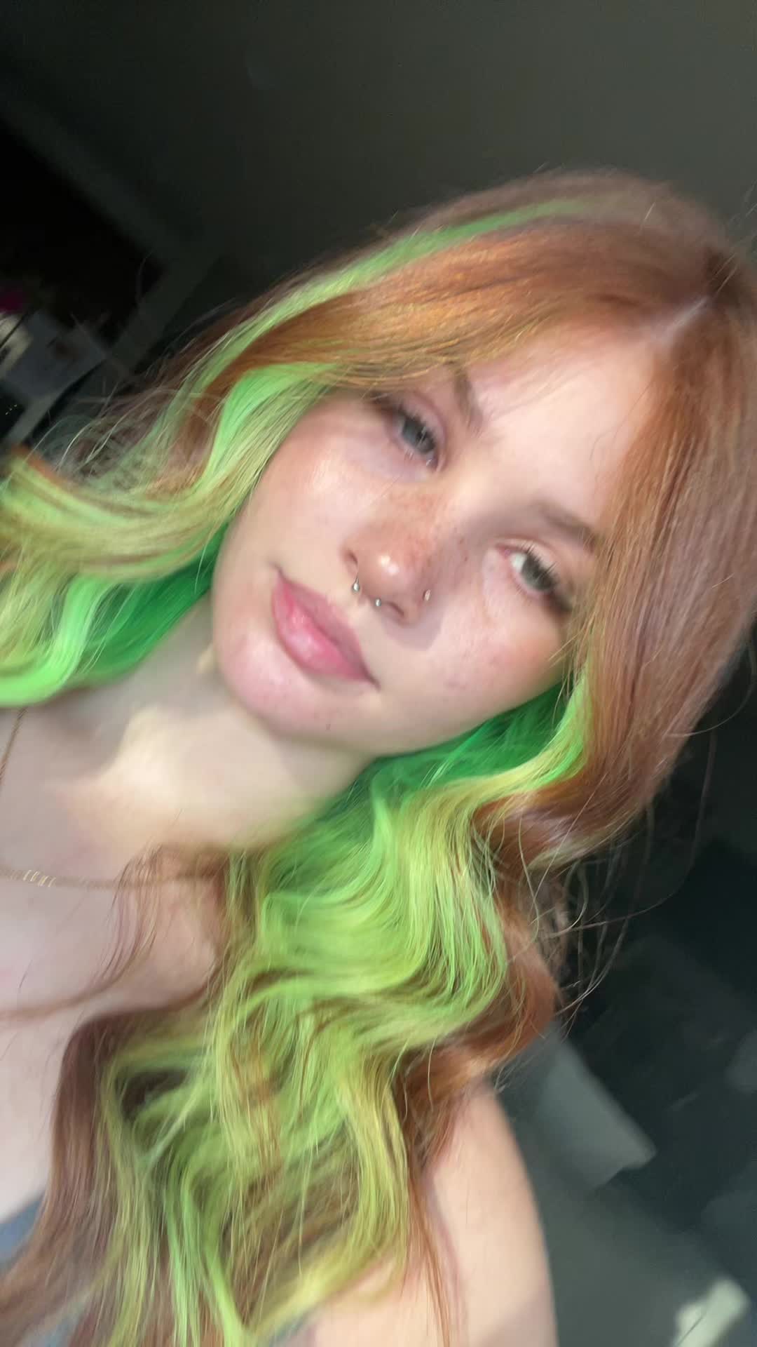 @🪱
