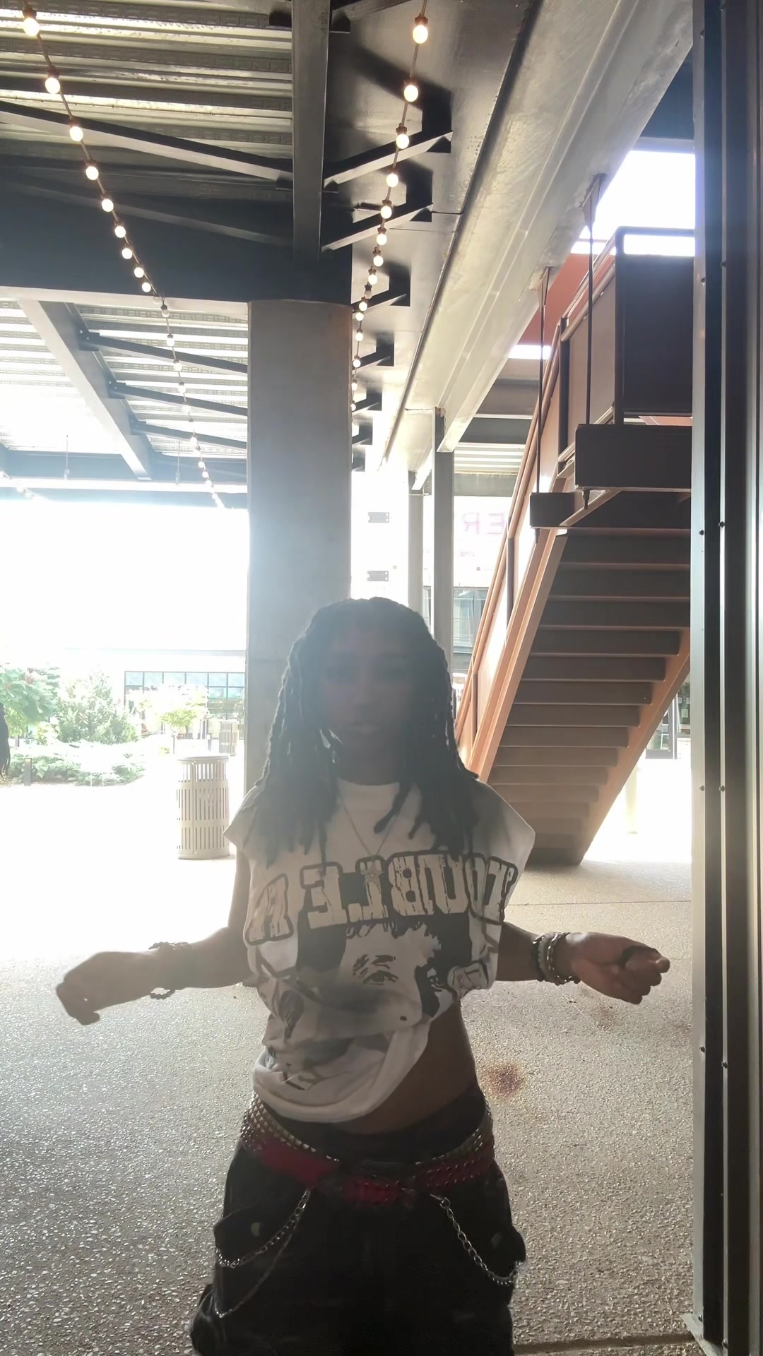 @✭