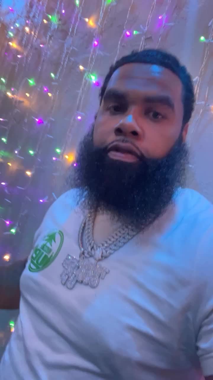 @HussleUpClothing