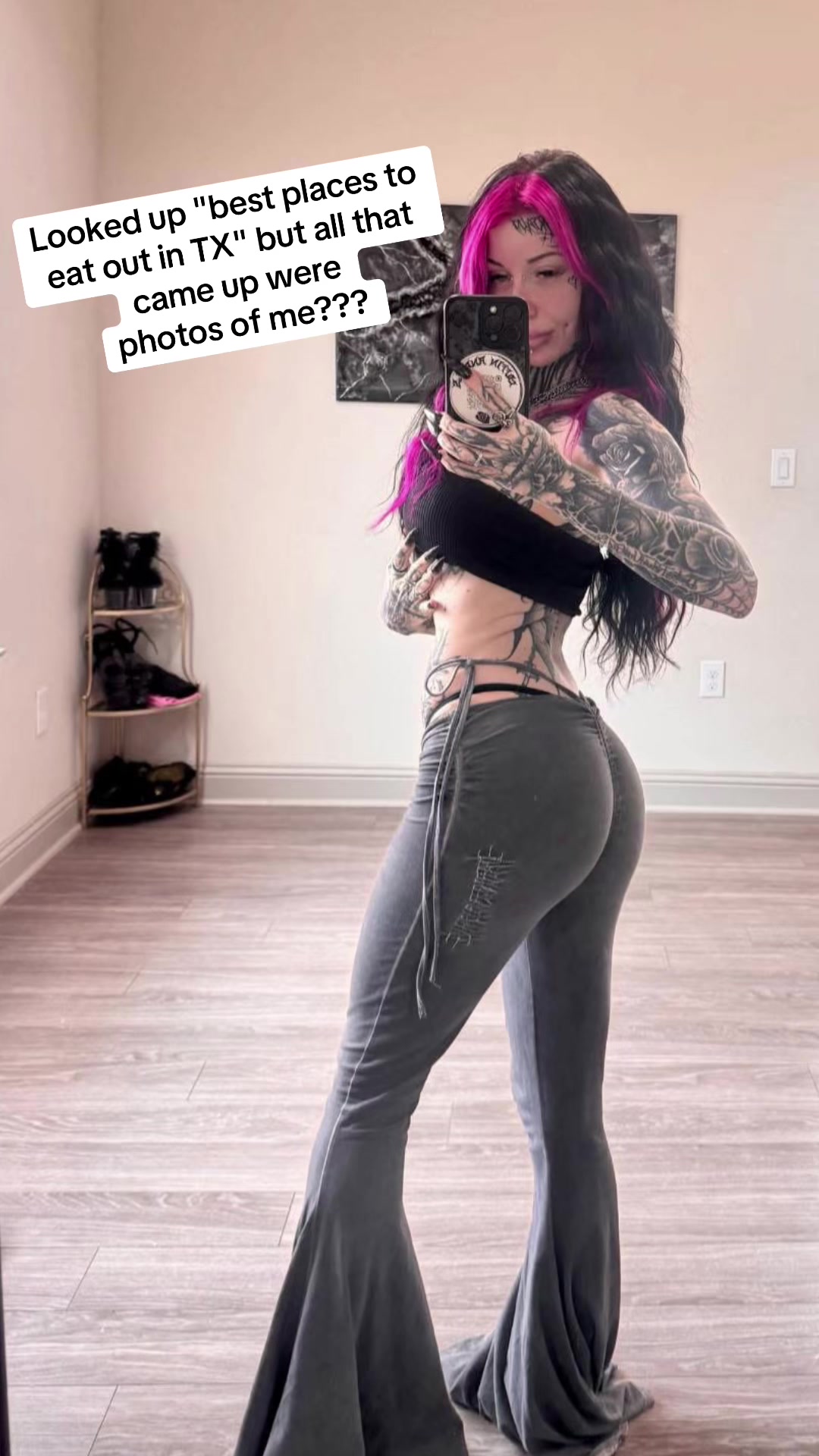 @xocoffinshorty