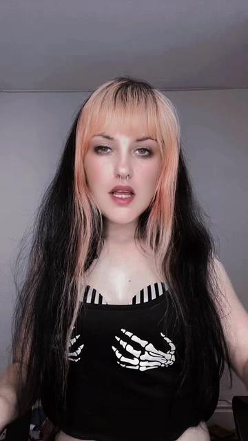 @🖤𝕷𝖎𝖓𝖉𝖘𝖊𝖞🖤