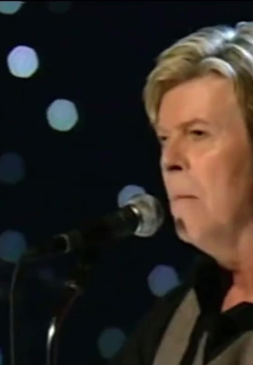 @DavidBowieGlamour Fan Account