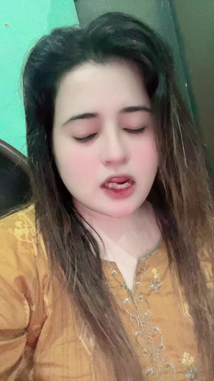 @Aira Khan