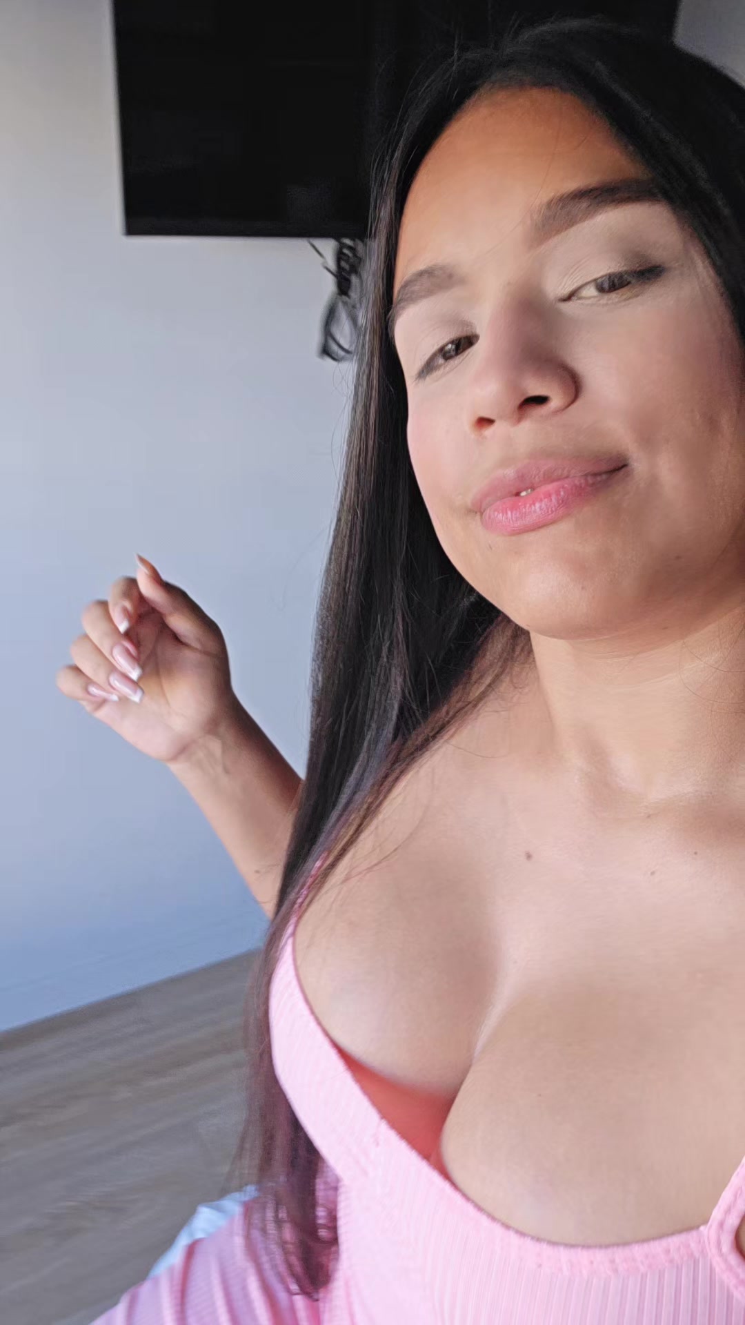 @🦦