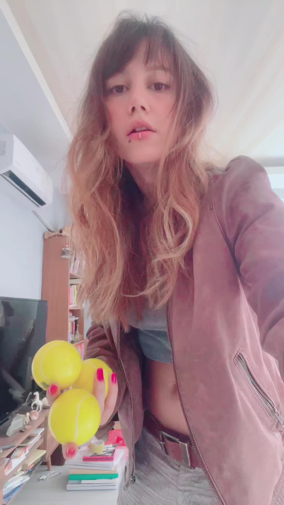 @n4n0u2