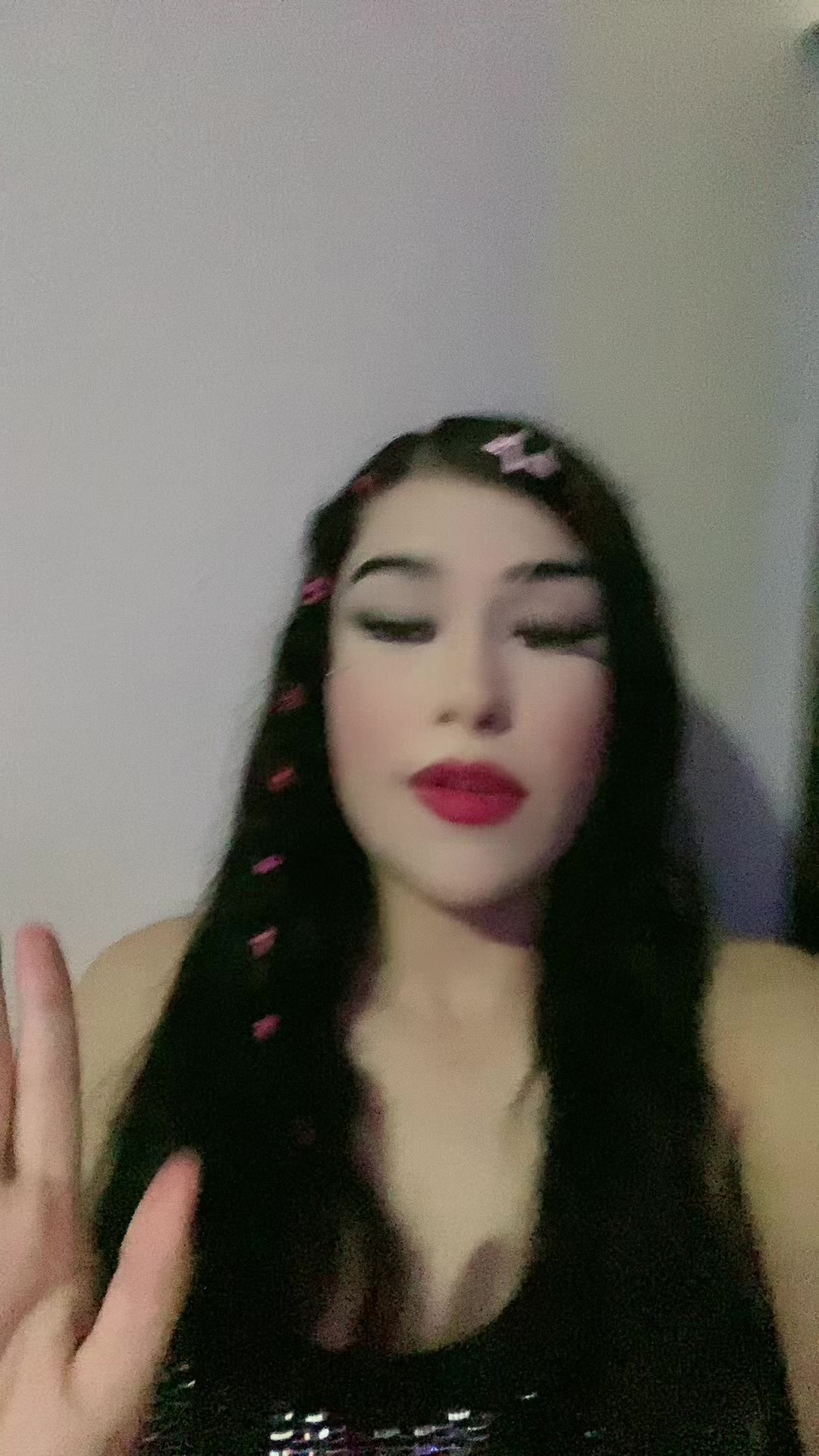 @BELLAKA