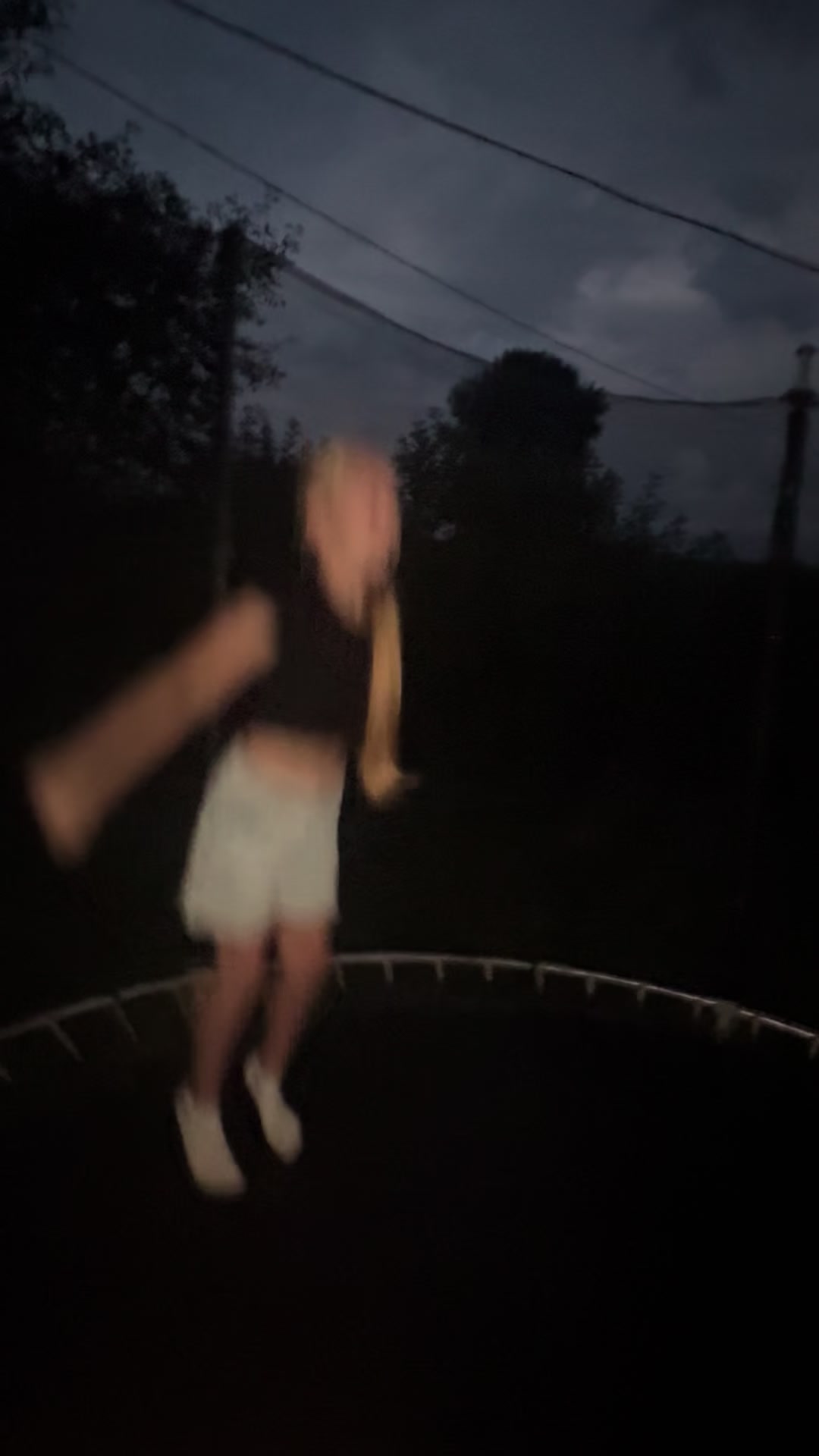 @V.R💫