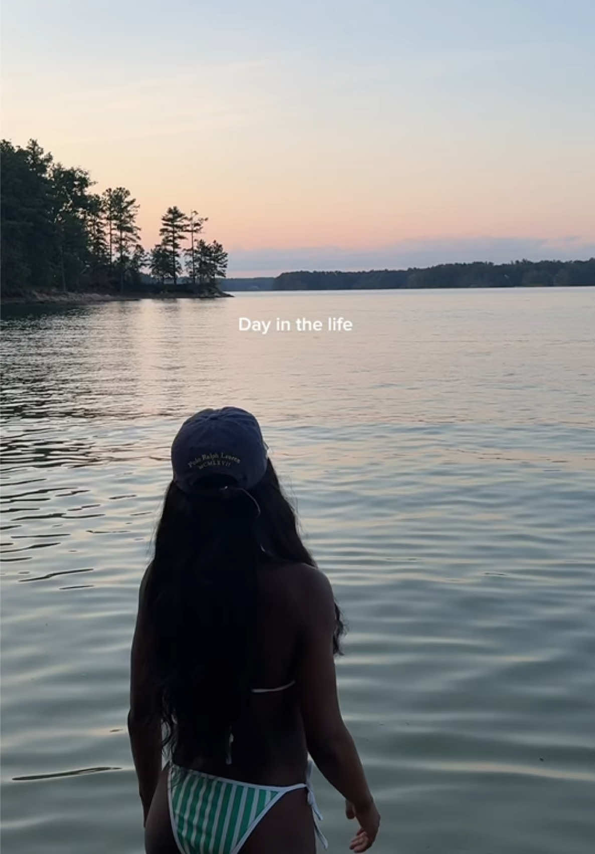 @NiyaNextDoor