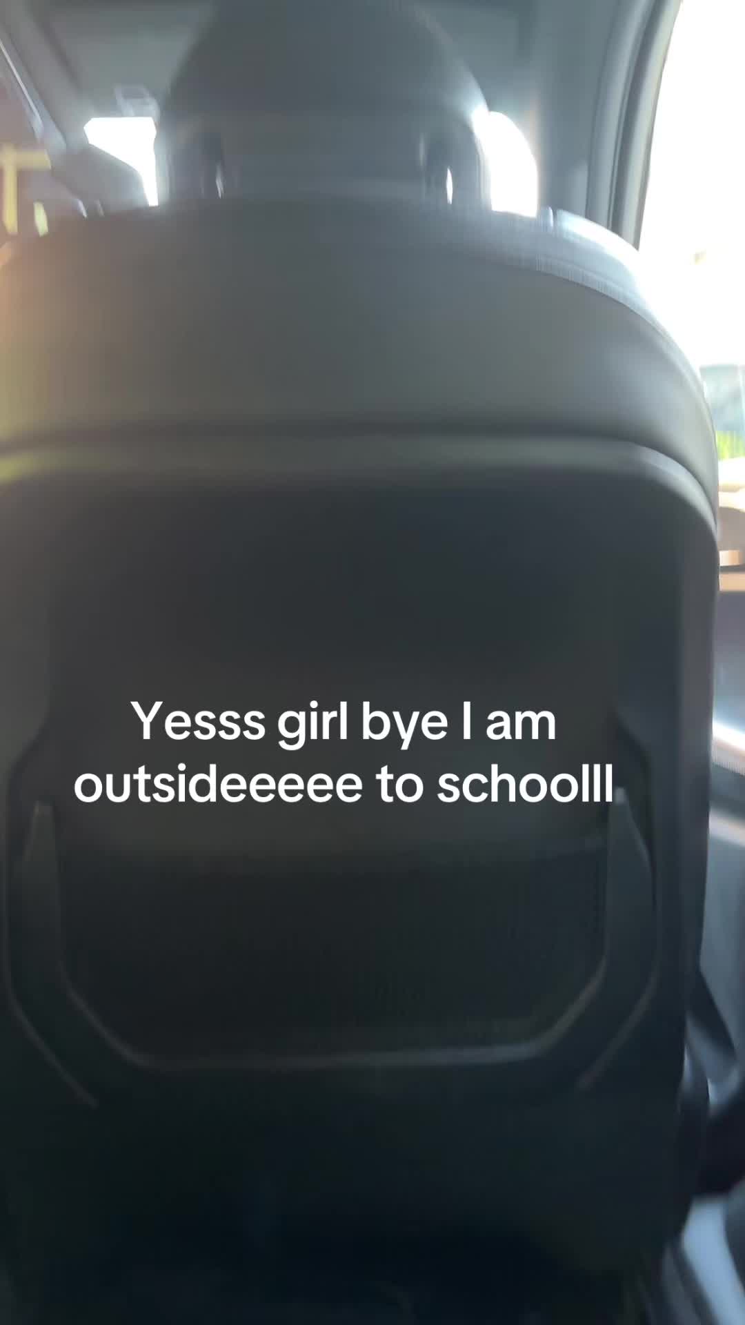 @Theprettyesgirlnametaytay