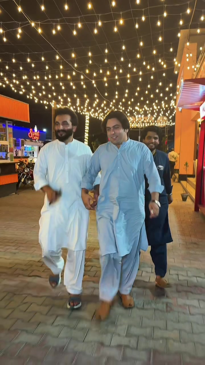 @Munir Pk