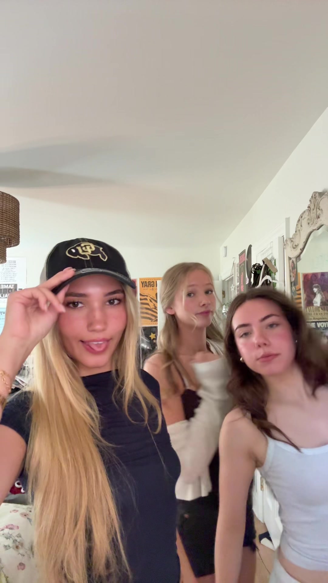 @katieeee