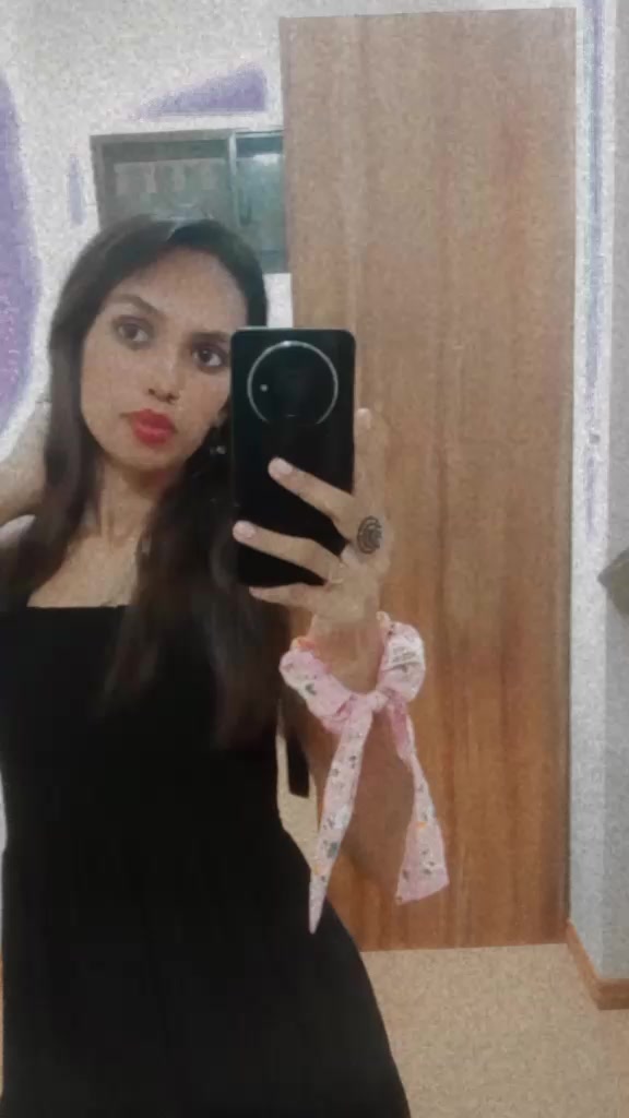 @🥵Thiki Mirchi 🥵