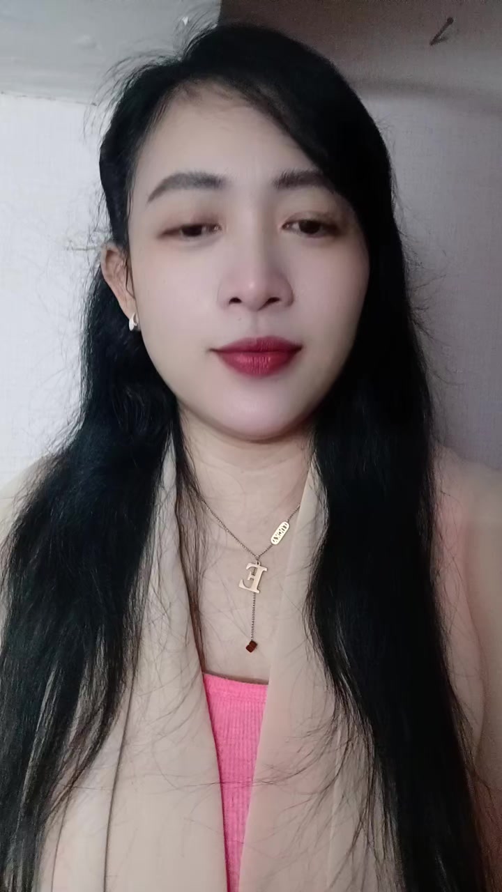 @Ling Ling🇲🇨🇭🇰