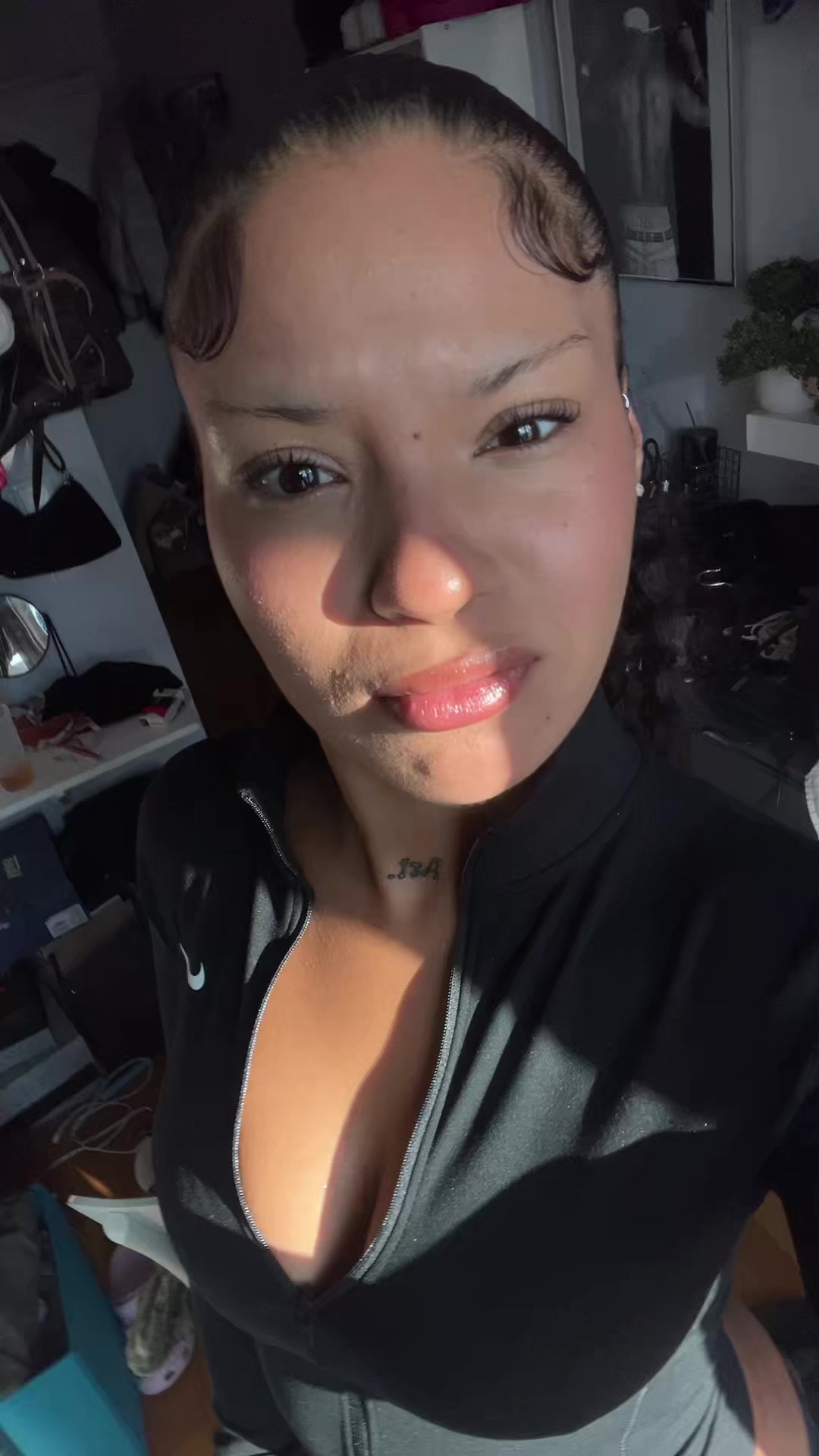 @urgirllovesmyswag