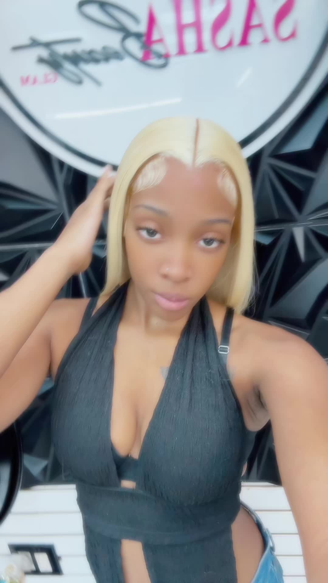 @likkle_.pinkyy