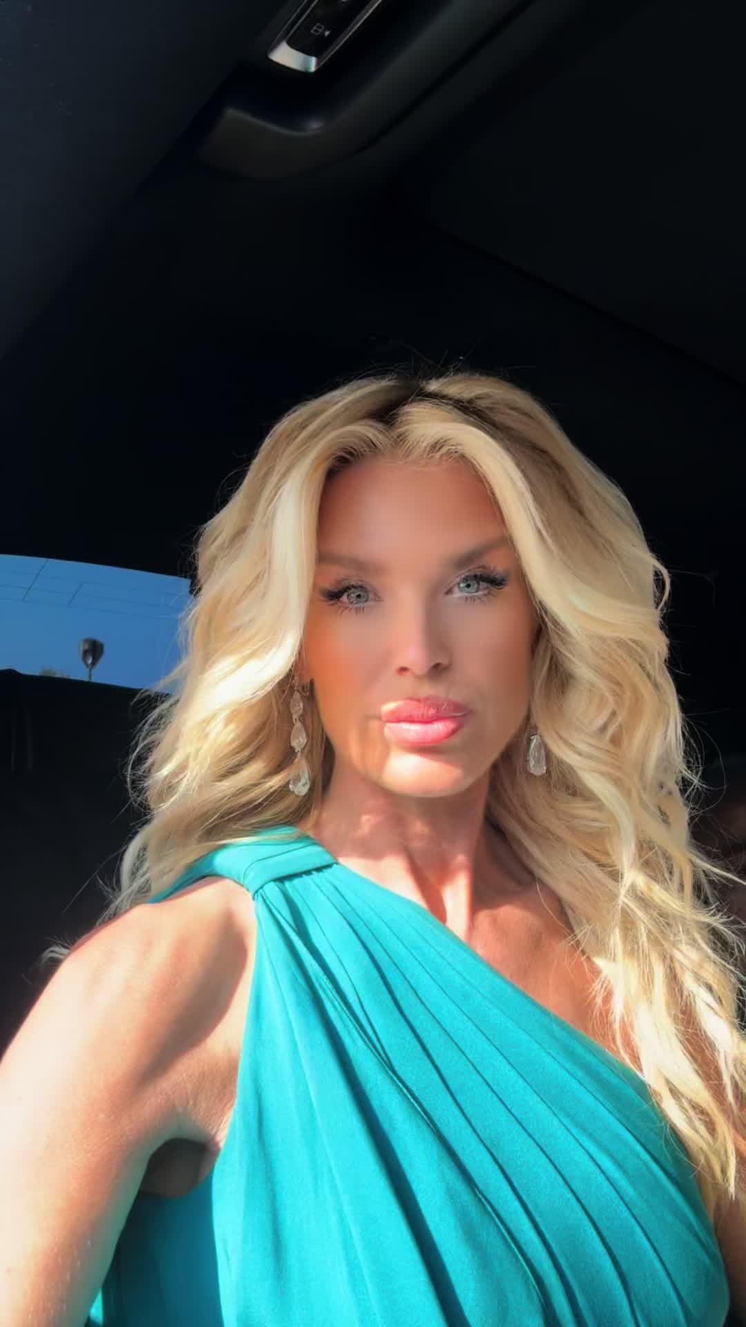 @Victoria Silvstedt