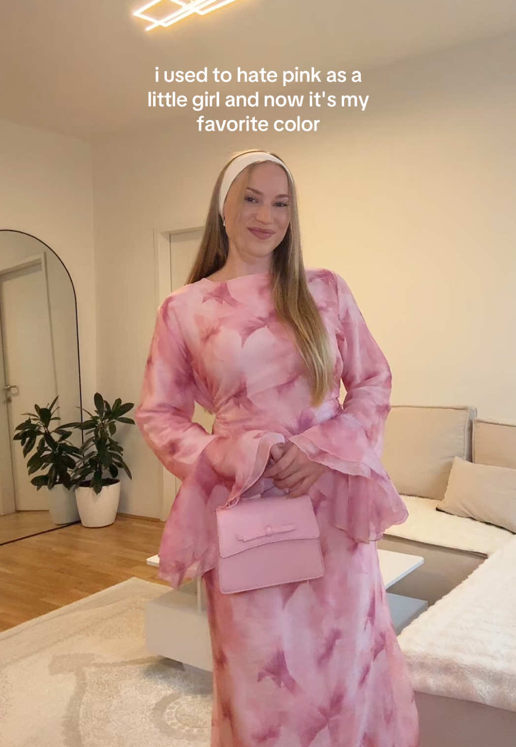 @Isabella