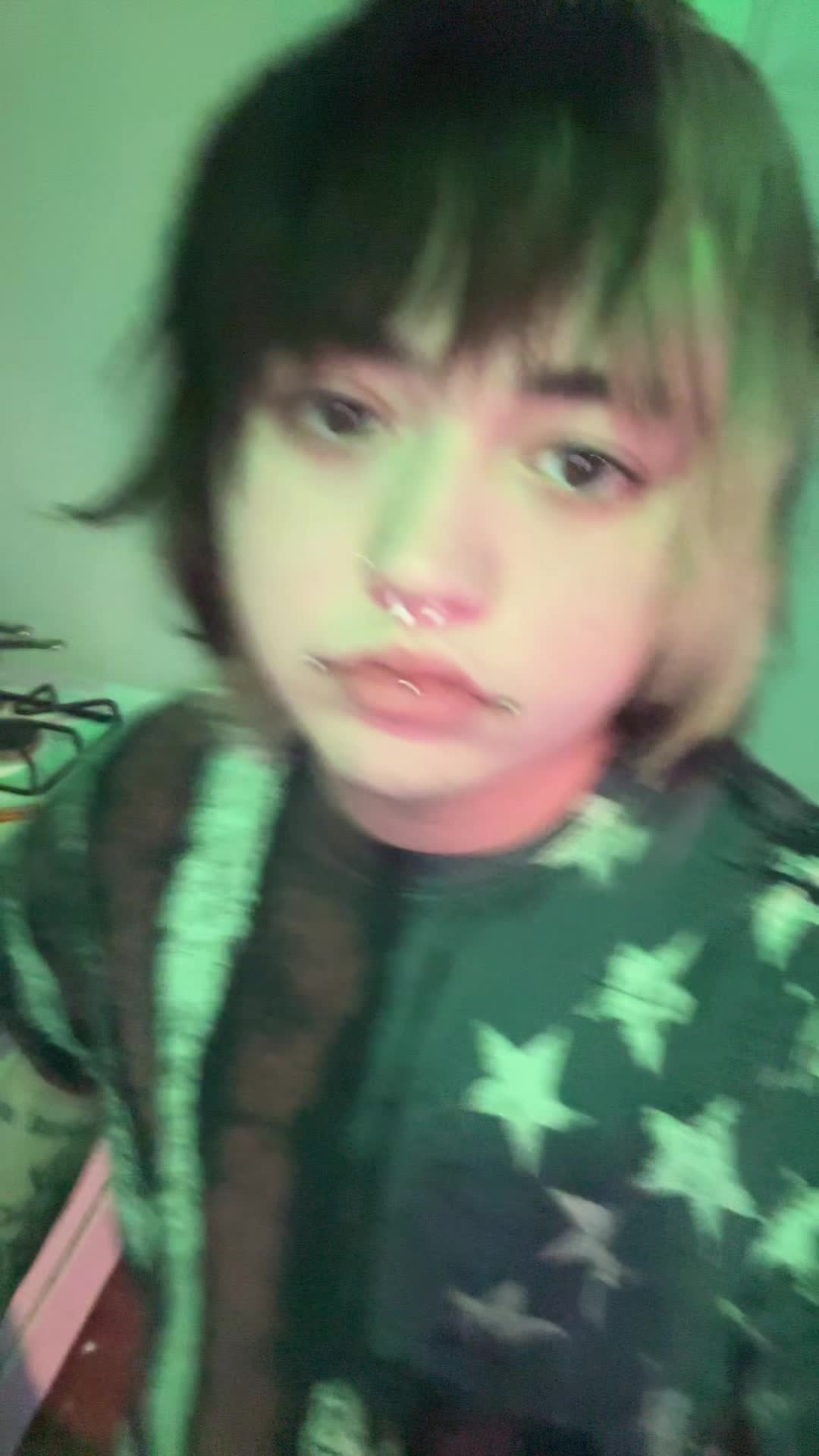 @🪽