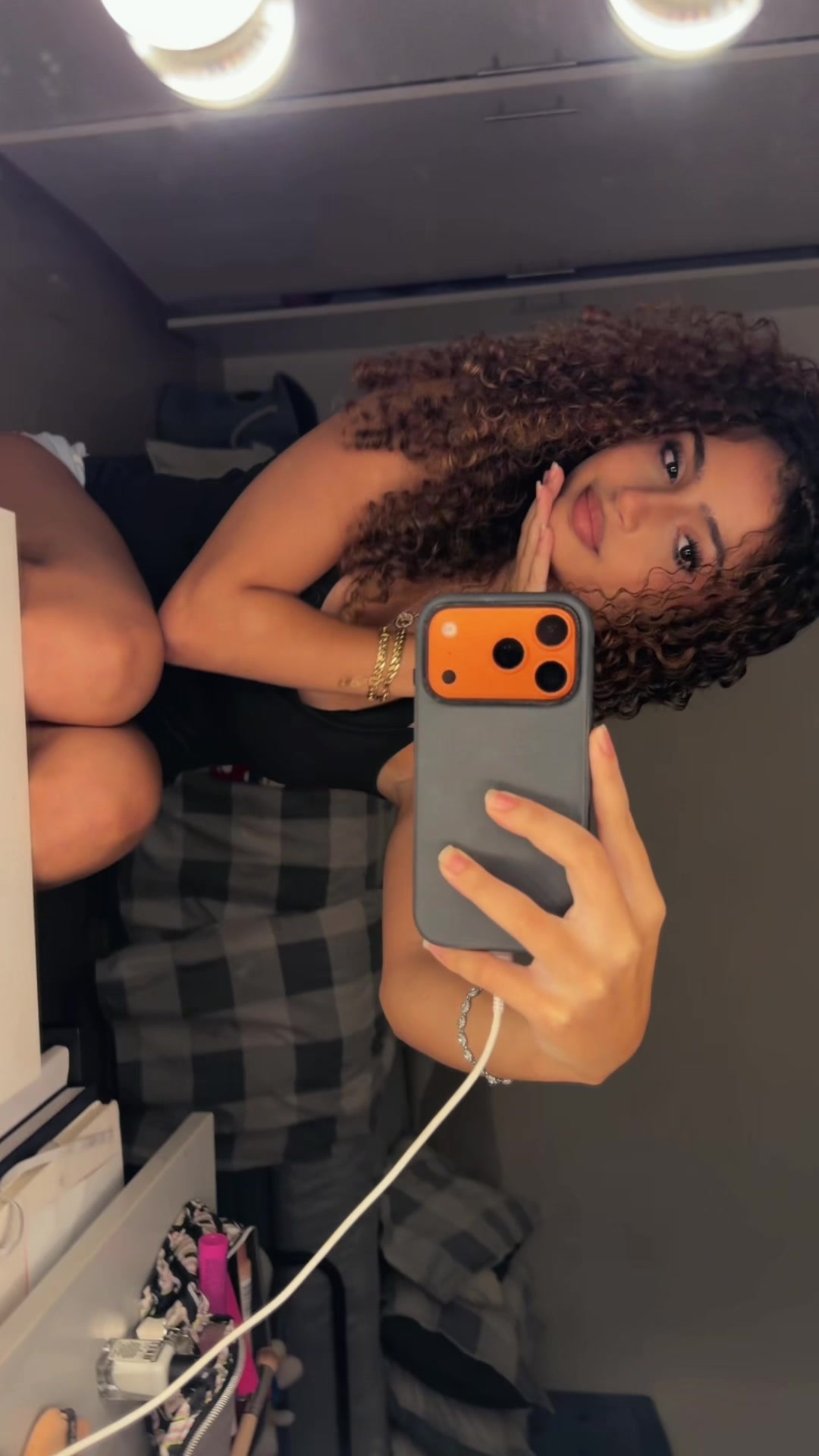 @j