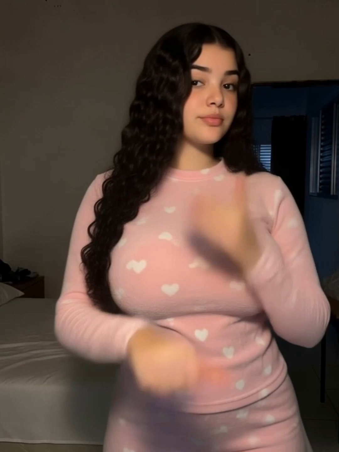 @LarissaFroes