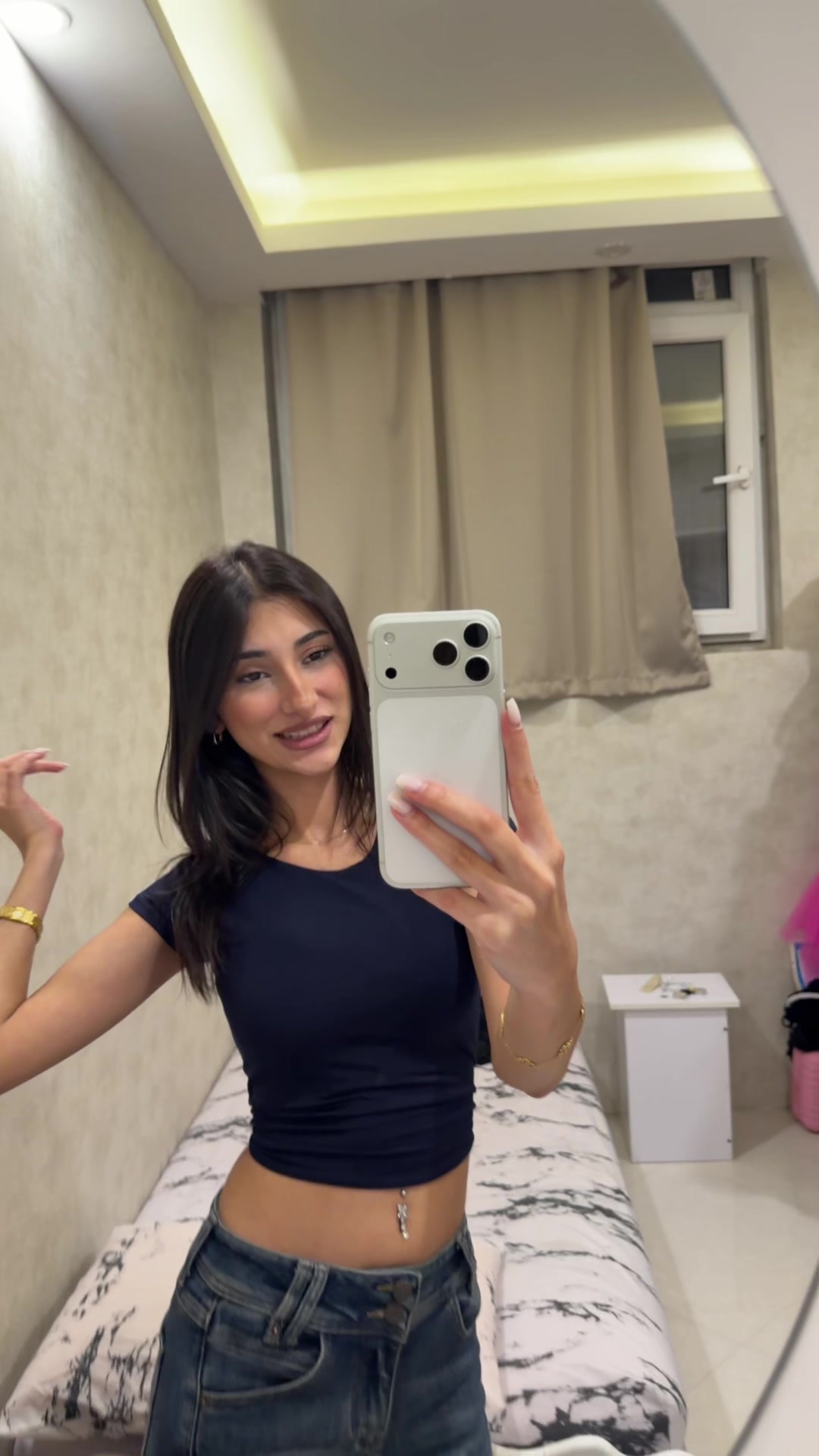 @Niusha