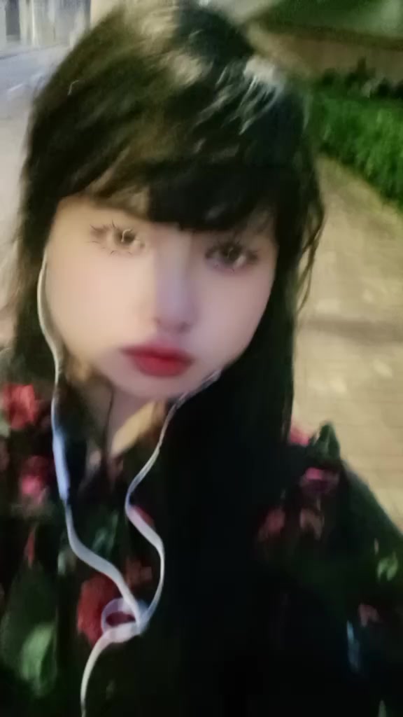 @Ayu