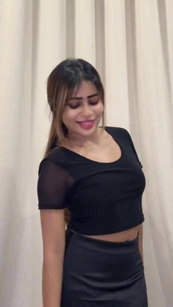 @శివనేశ్వరి🤍🦦