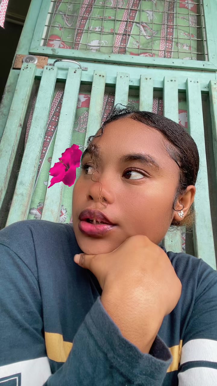 @Chloe_✨️💐