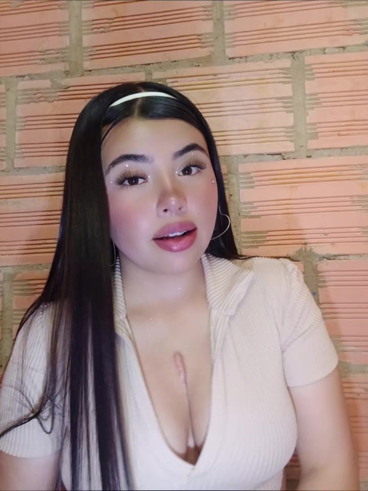 @𝕃𝕒𝕦𝕣𝕒𝕒🤍🥷.