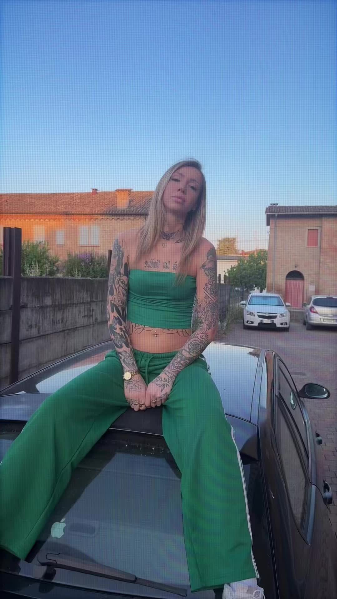 @BADBARBIE🩷