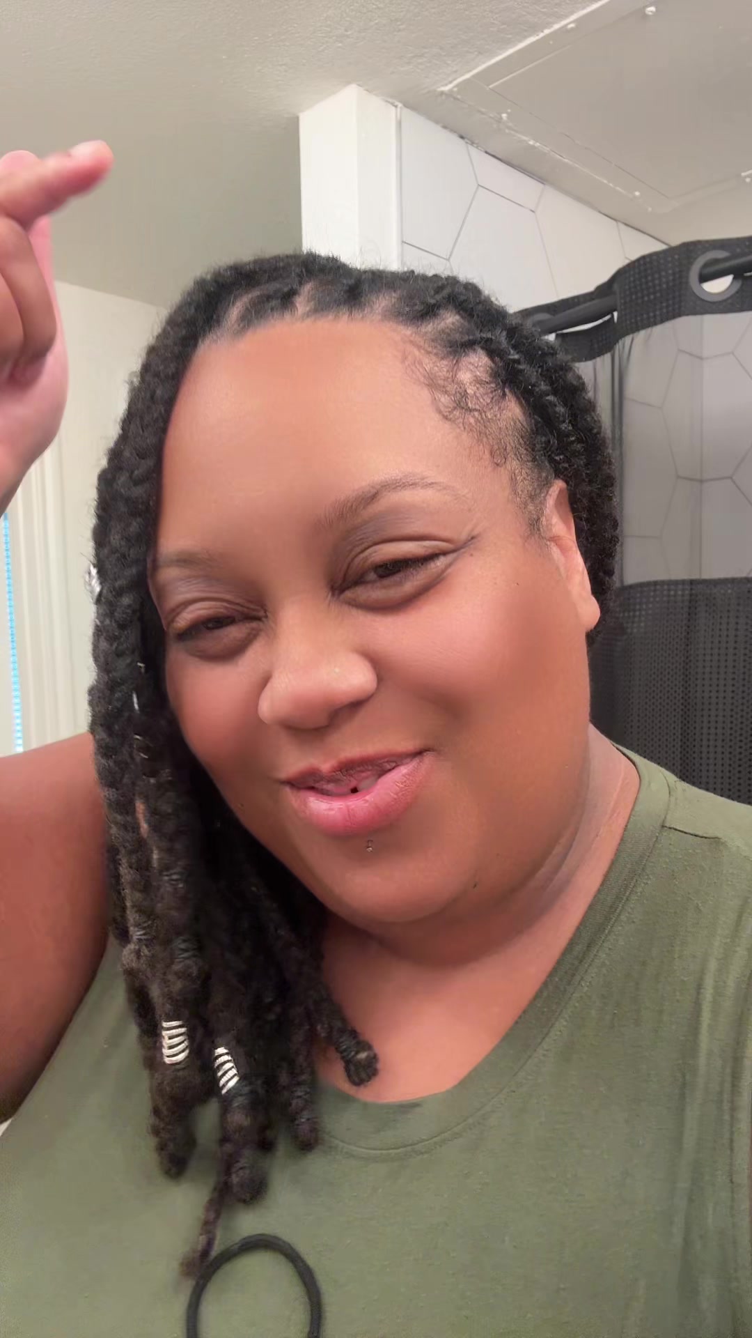 @ZuriStarrLive