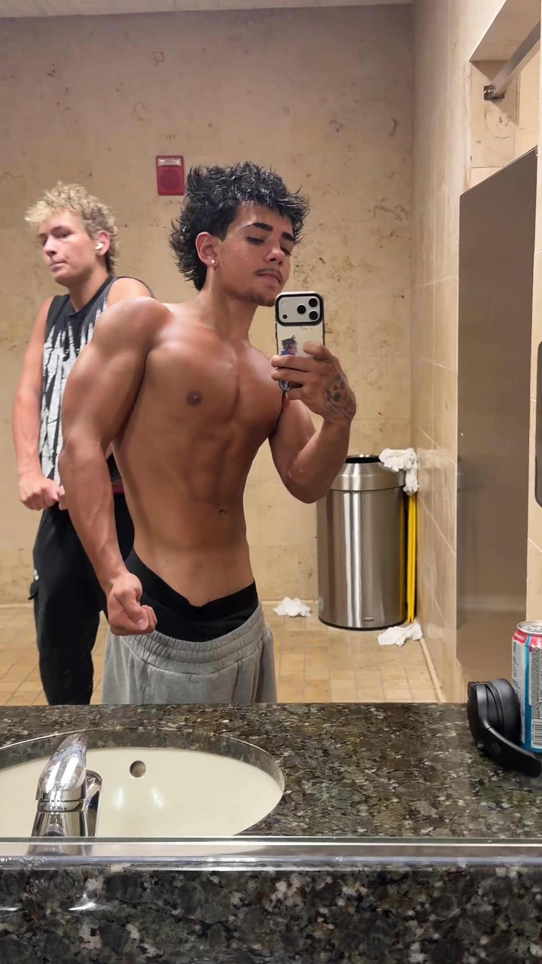 @Dizzzy